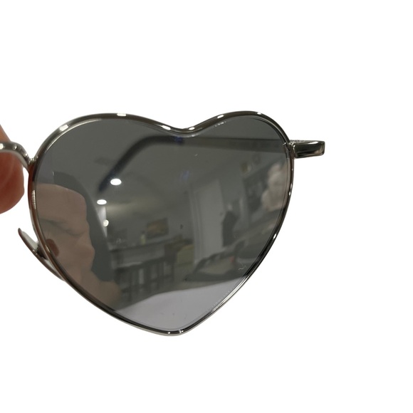 New Saint Laurent LOULOU Mirror Heart Shaped Sunglasses Silver w/ silver lenses - Picture 8 of 13